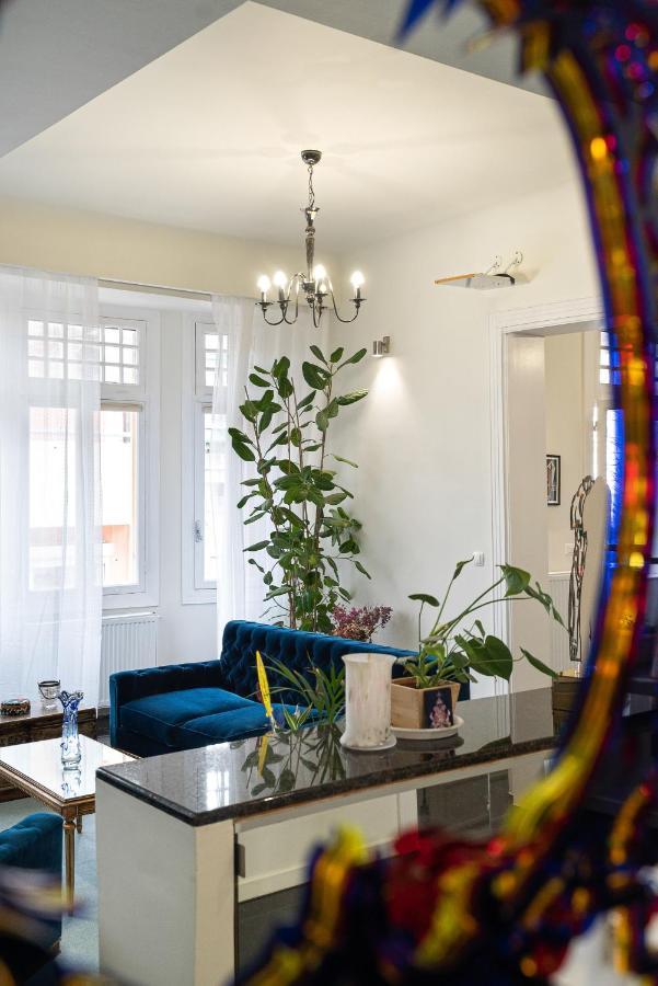 אתונה Spacious & Artistic Retro 2Bd Apt With Sauna מראה חיצוני תמונה