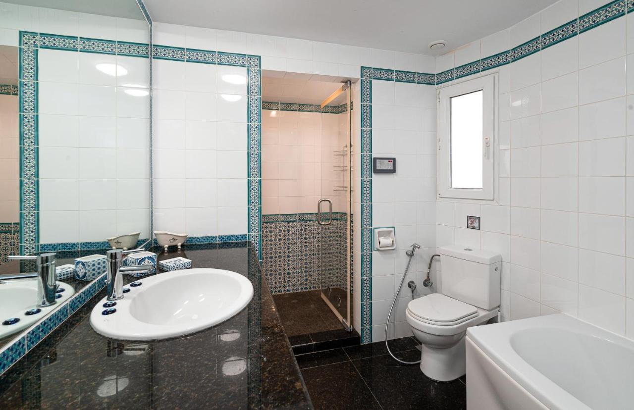 אתונה Spacious & Artistic Retro 2Bd Apt With Sauna מראה חיצוני תמונה
