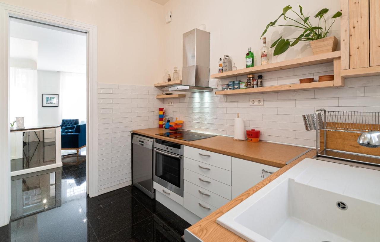 אתונה Spacious & Artistic Retro 2Bd Apt With Sauna מראה חיצוני תמונה